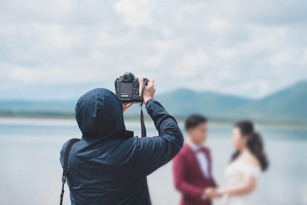 8 Questions Wedding Photographers Should Ask Their Clients 2021